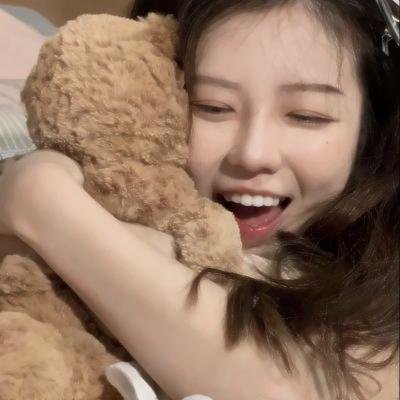 八零年我偷听女儿心声改命